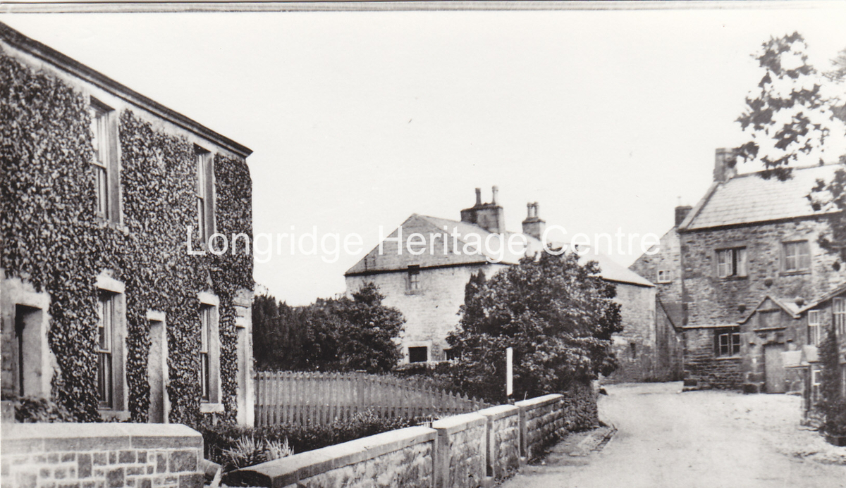 225C - Chipping - School Lane looking towards Windy Street - Unknown